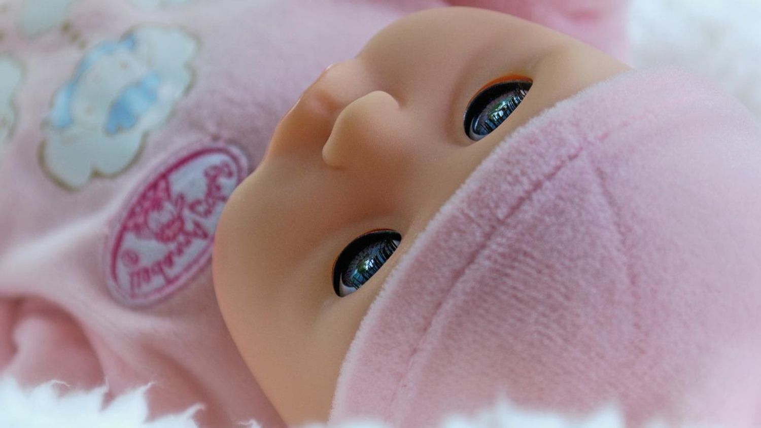 poupée rose