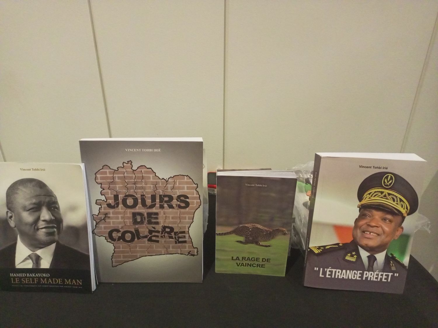 Côte d’Ivoire/Littérature : Comment Vincent Toh Bi Irié publie six livres simultanément