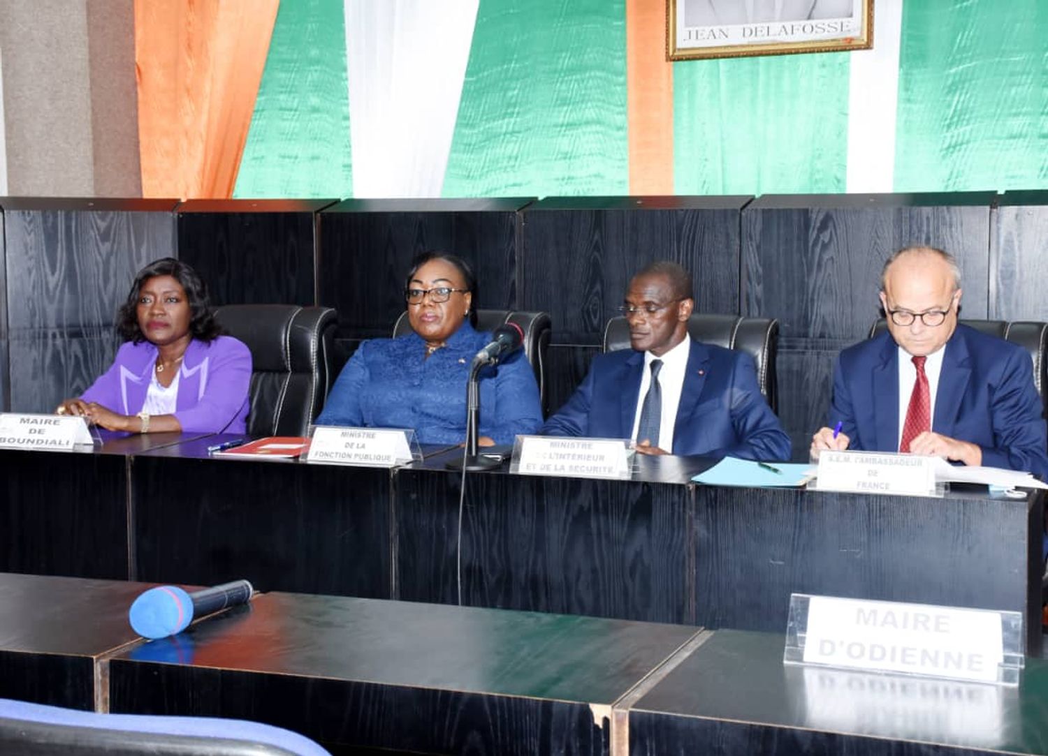 "Villes durables" : L’ambassade de France finance le développement de 15 communes en Côte d’Ivoire