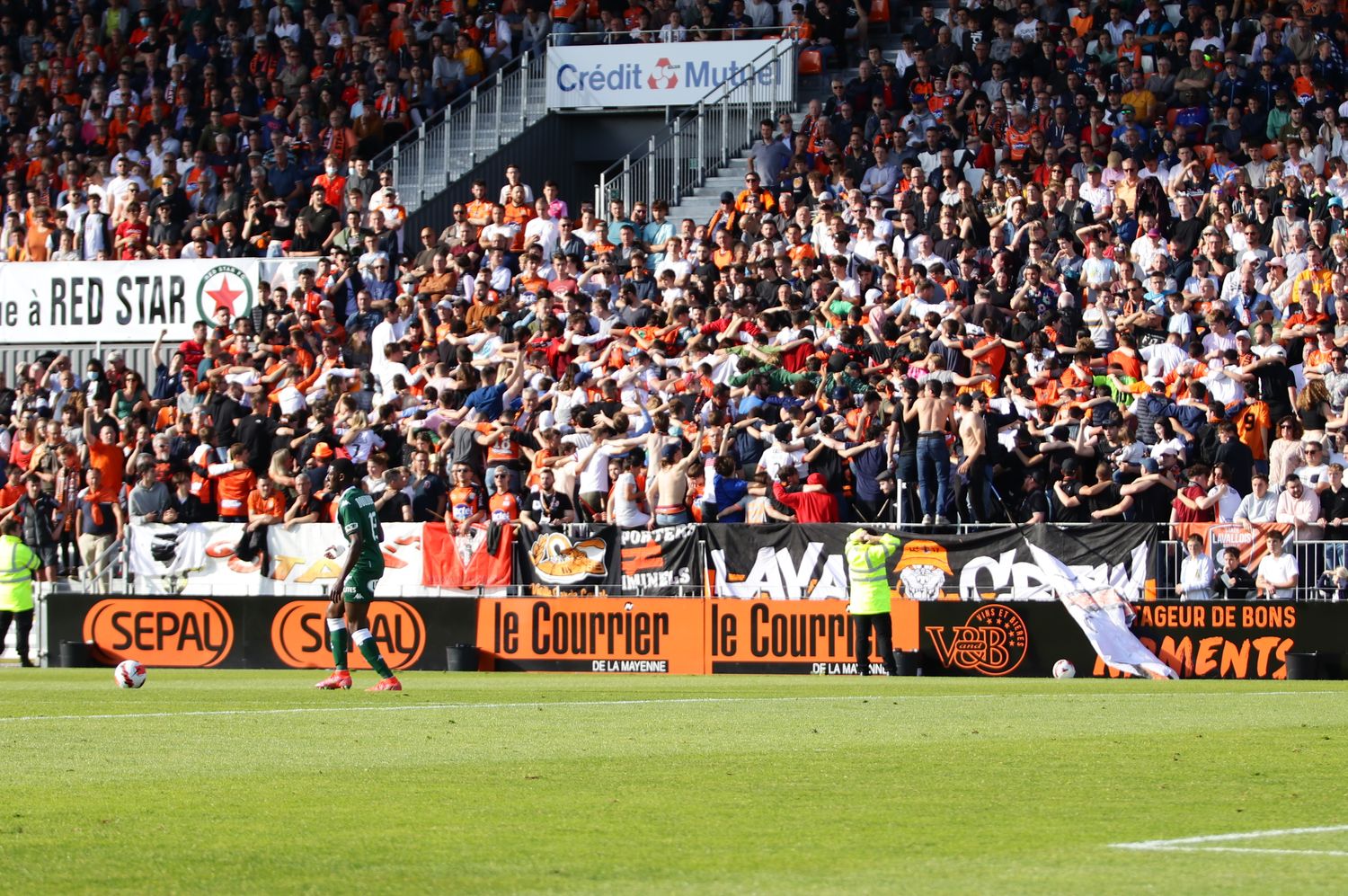 Zakaria Naidji est le nouvel attaquant du Stade lavallois.