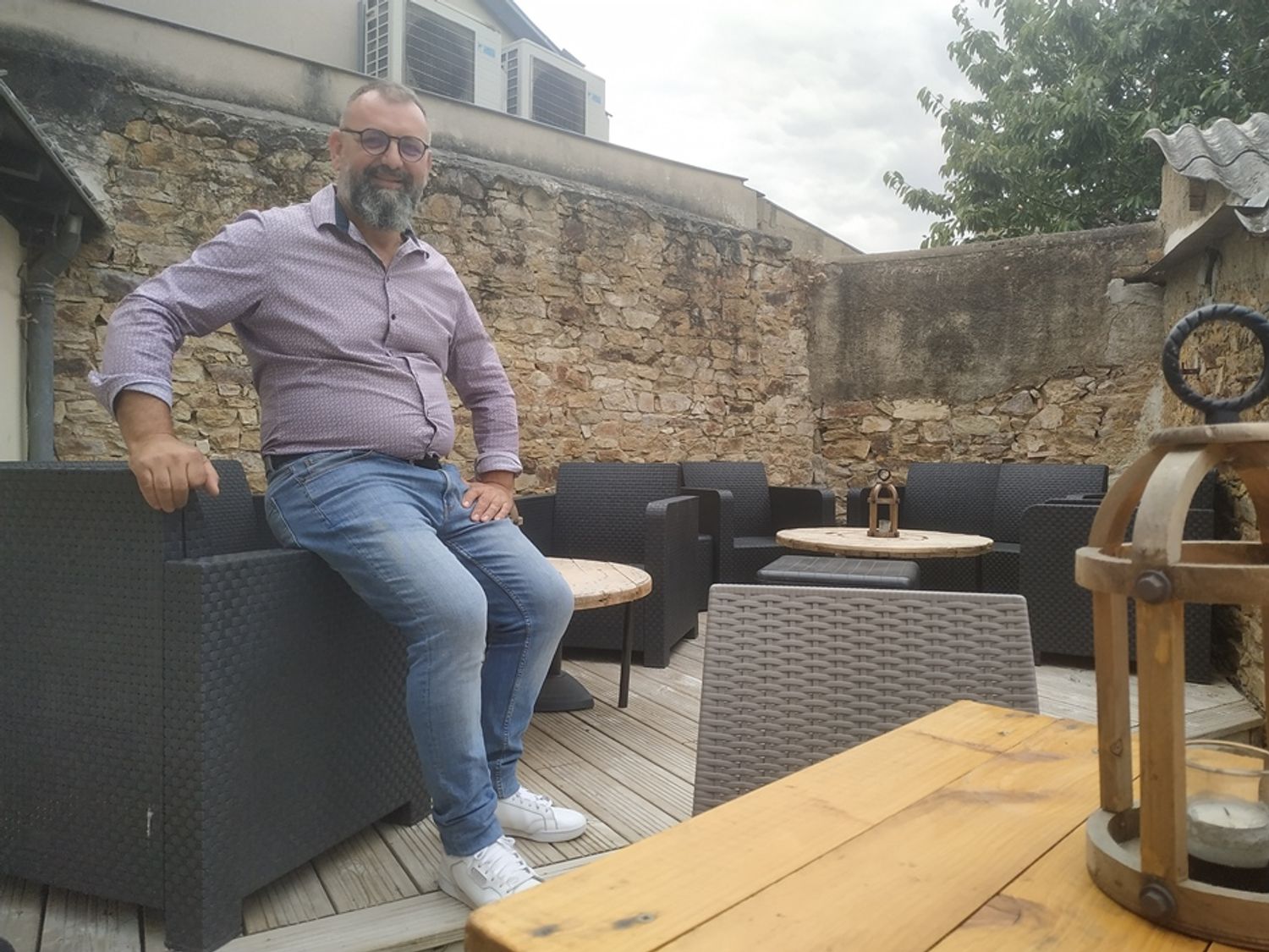 Jerome Maurier terrasse bar Happiness Lion d'Angers