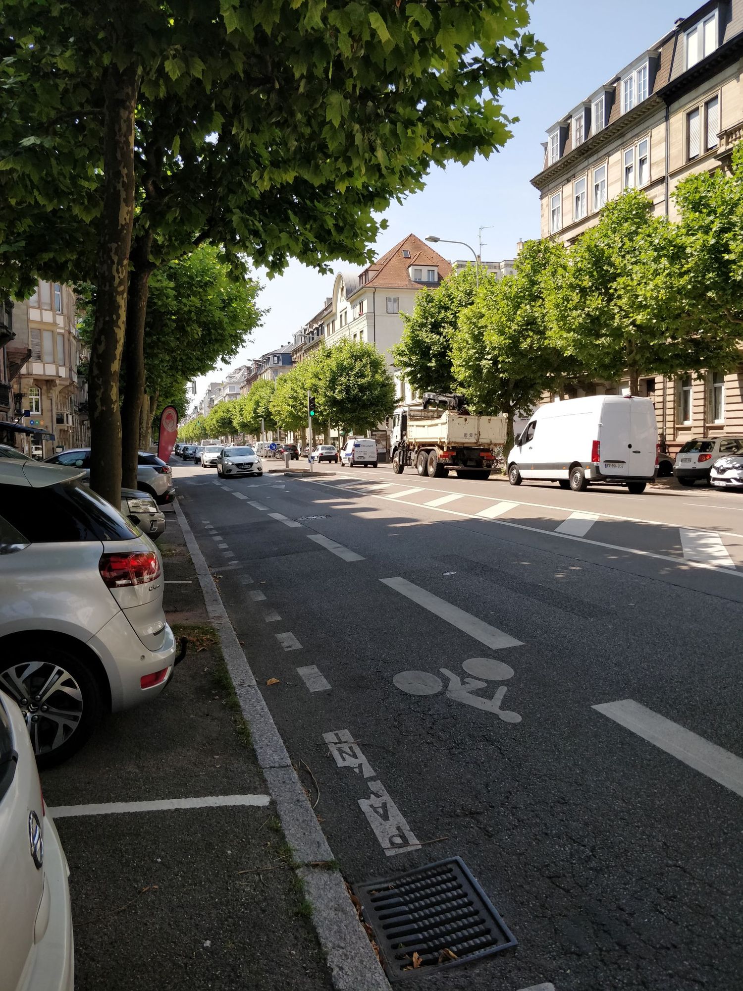 Objectif : limiter le trafic de transit et les parkings en voierie, avenue des Vosges