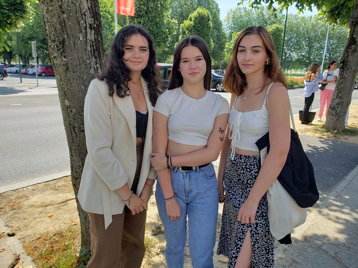 Capucine, Pauline et Louise viennent de passer l'épreuve de philosophie au BAC