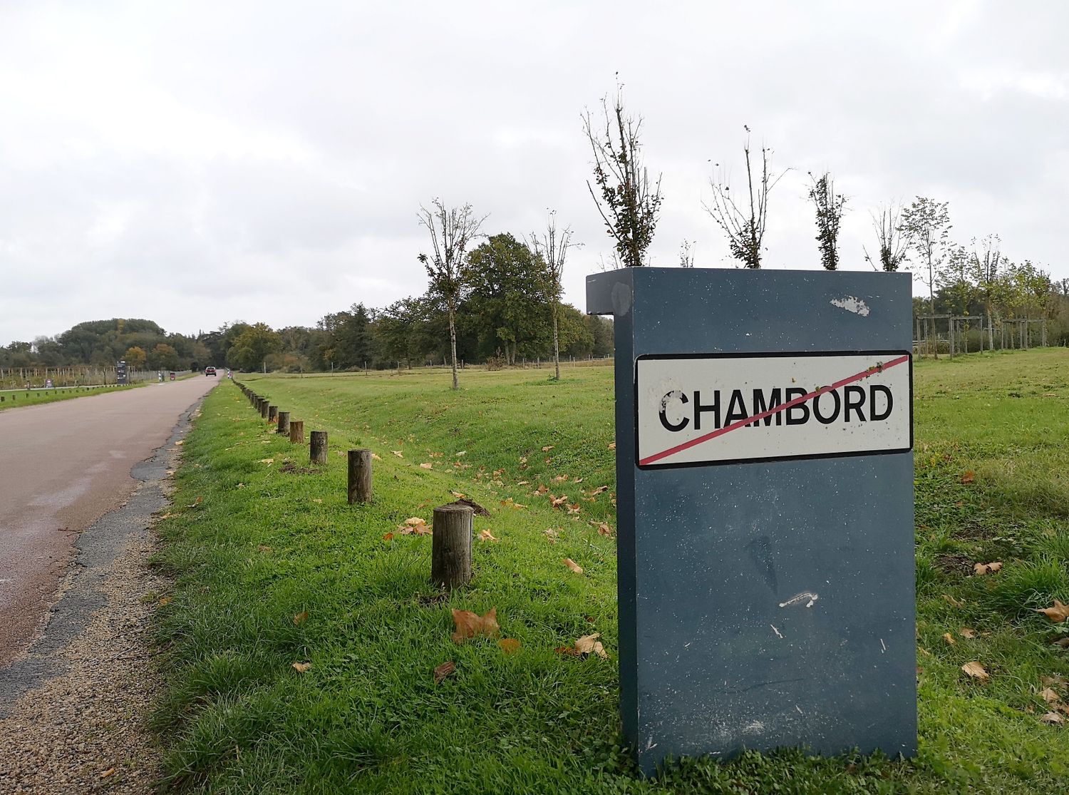 Le 10 juillet, deux  touristes néerlandais ont trouvé la mort à vélo à Chambord.