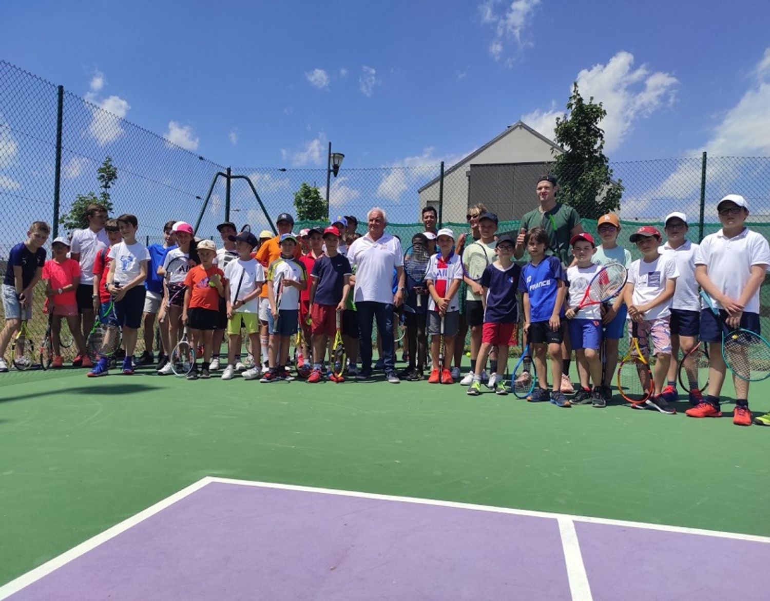 Les enfants, invités du jour sur les internationaux de tennis de Blois