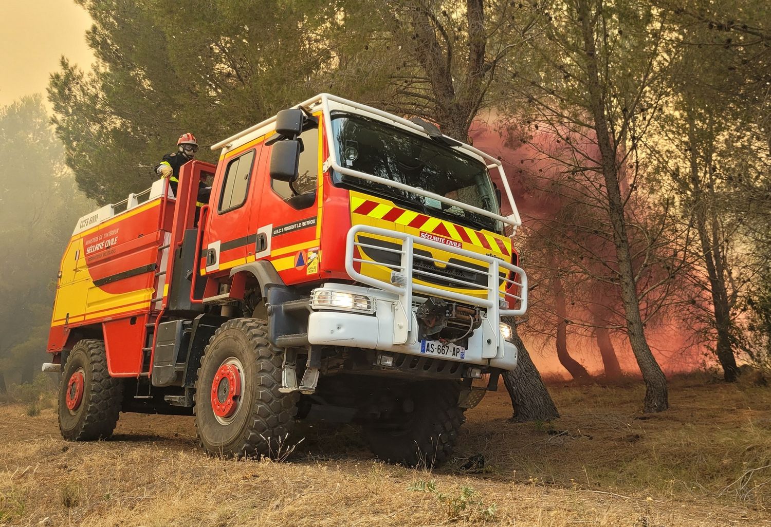 250 militaires de Nogent-le-Rotrou sont engagés sur les incendies dans le sud de la France.