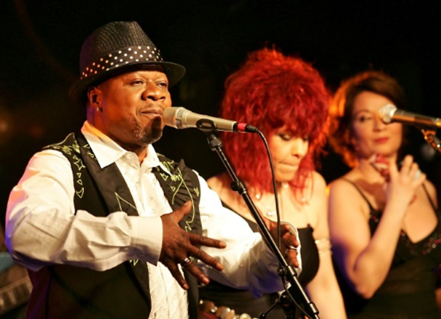AFRICA RADIO