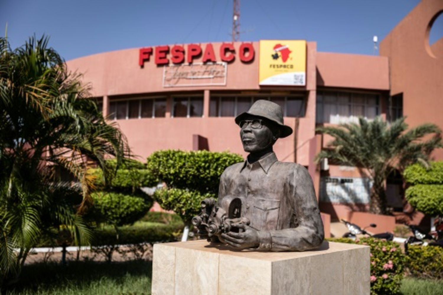 AFRICA RADIO
