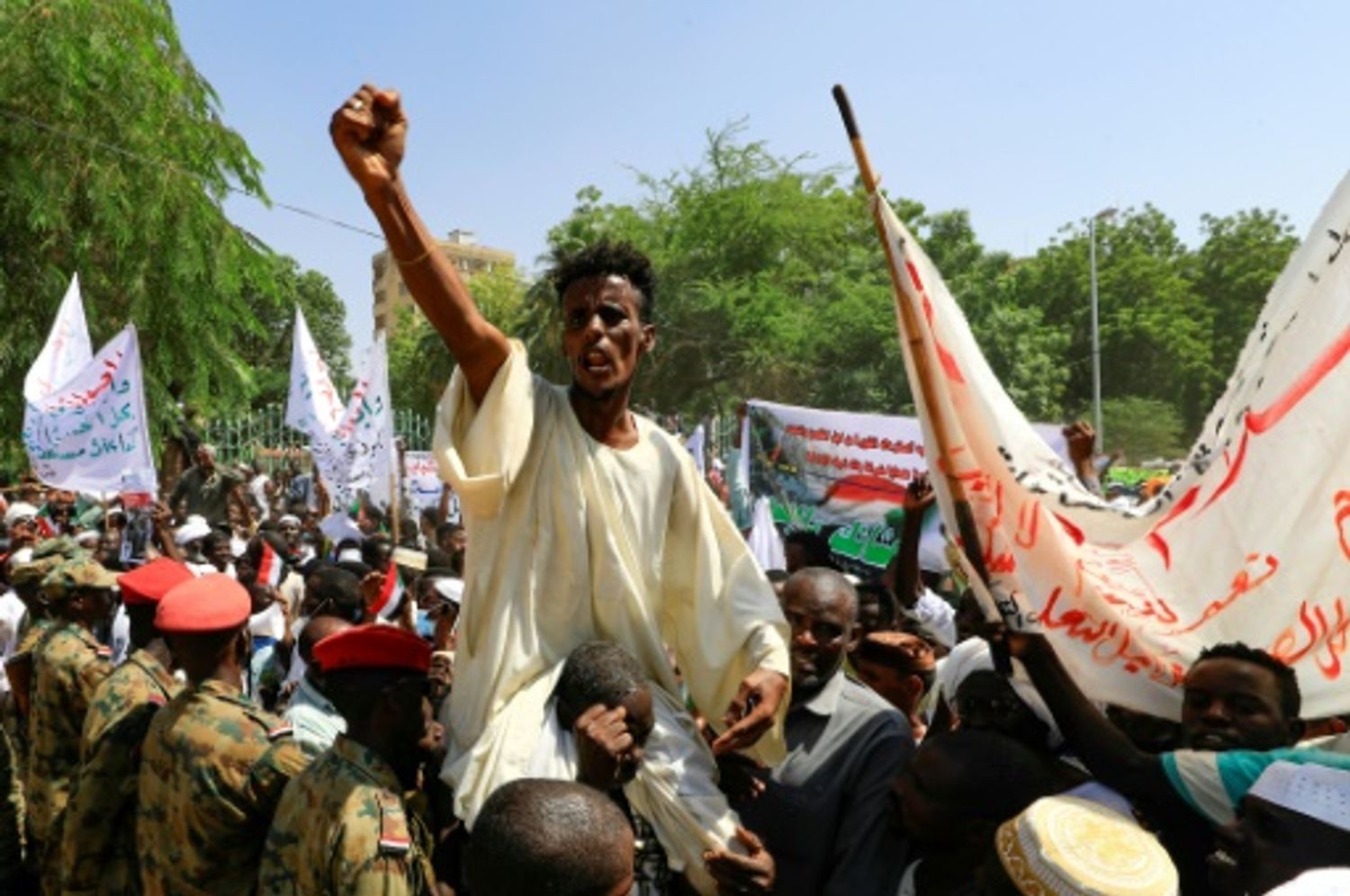 AFRICA RADIO