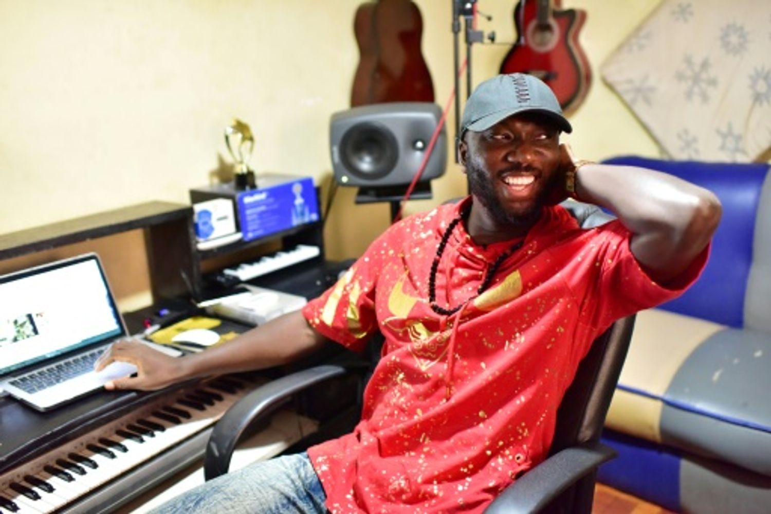 AFRICA RADIO