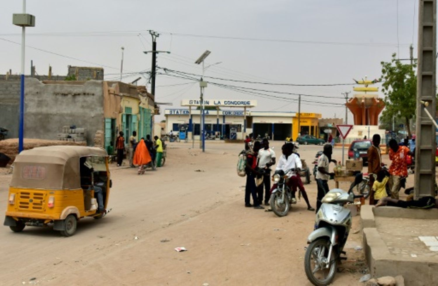 AFRICA RADIO