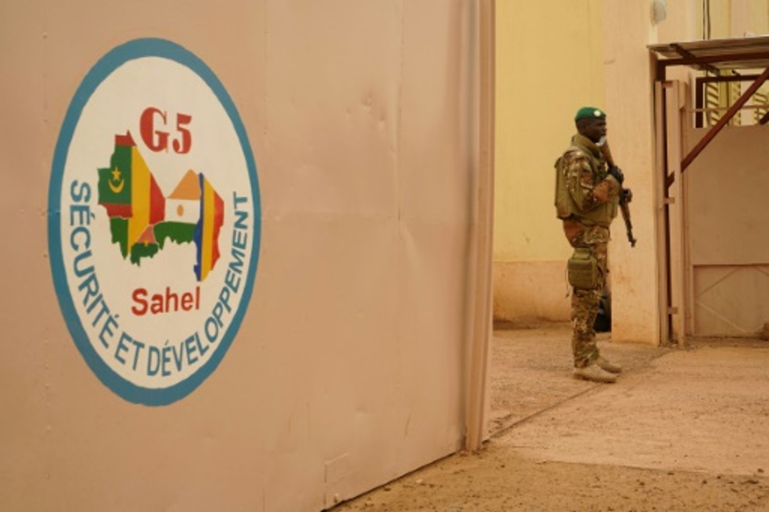 AFRICA RADIO