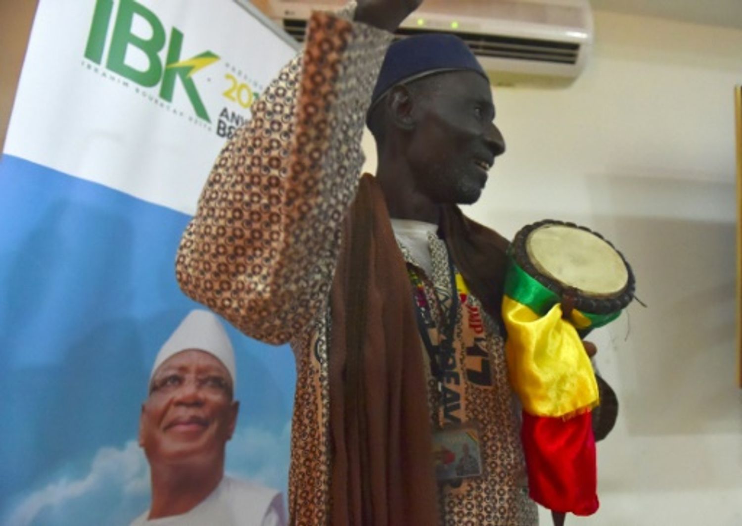 AFRICA RADIO
