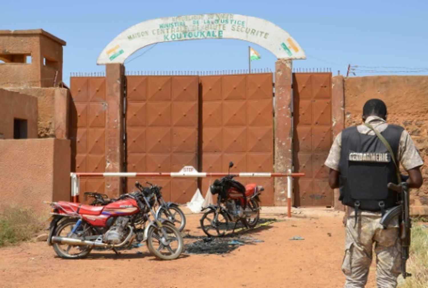 AFRICA RADIO