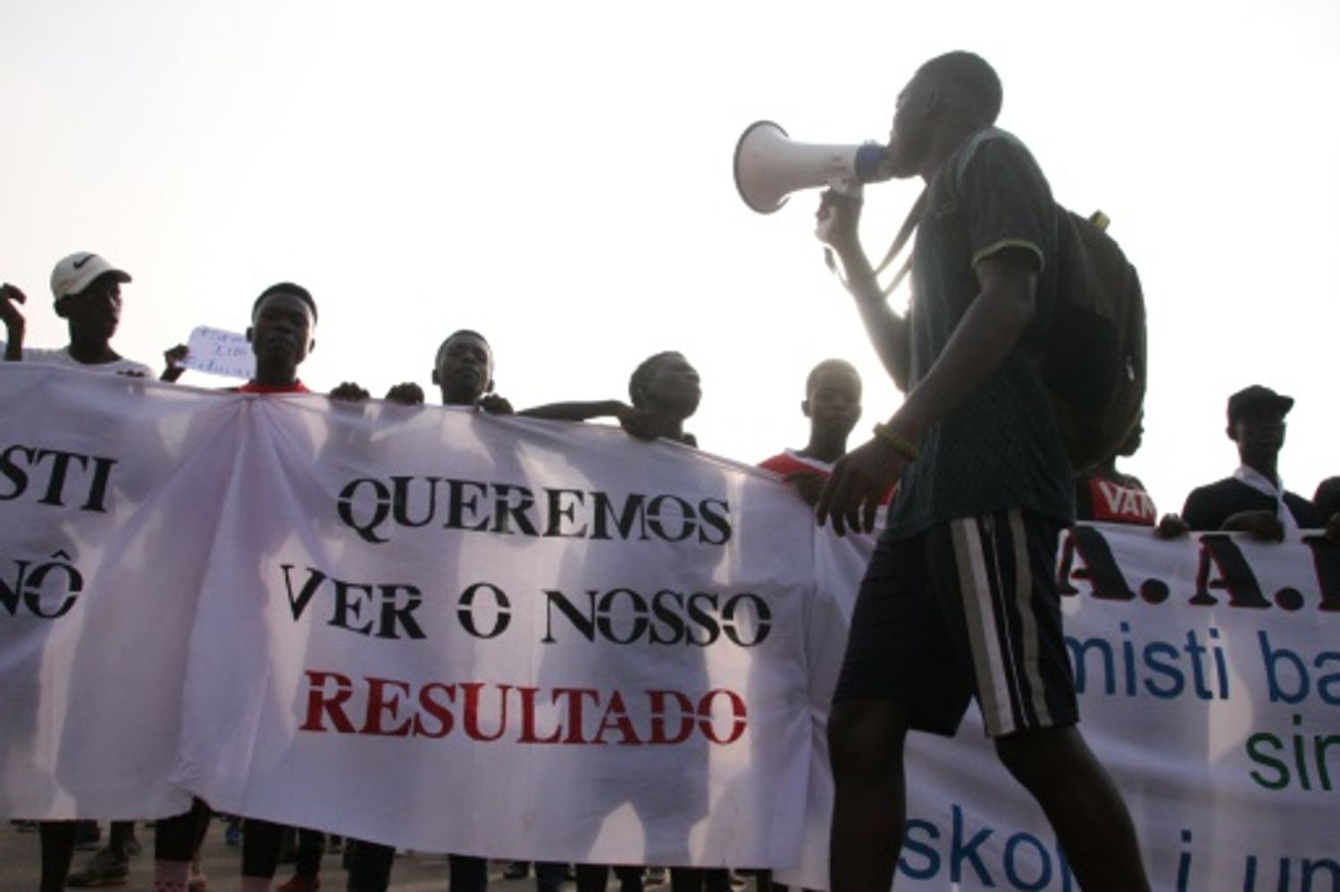 AFRICA RADIO