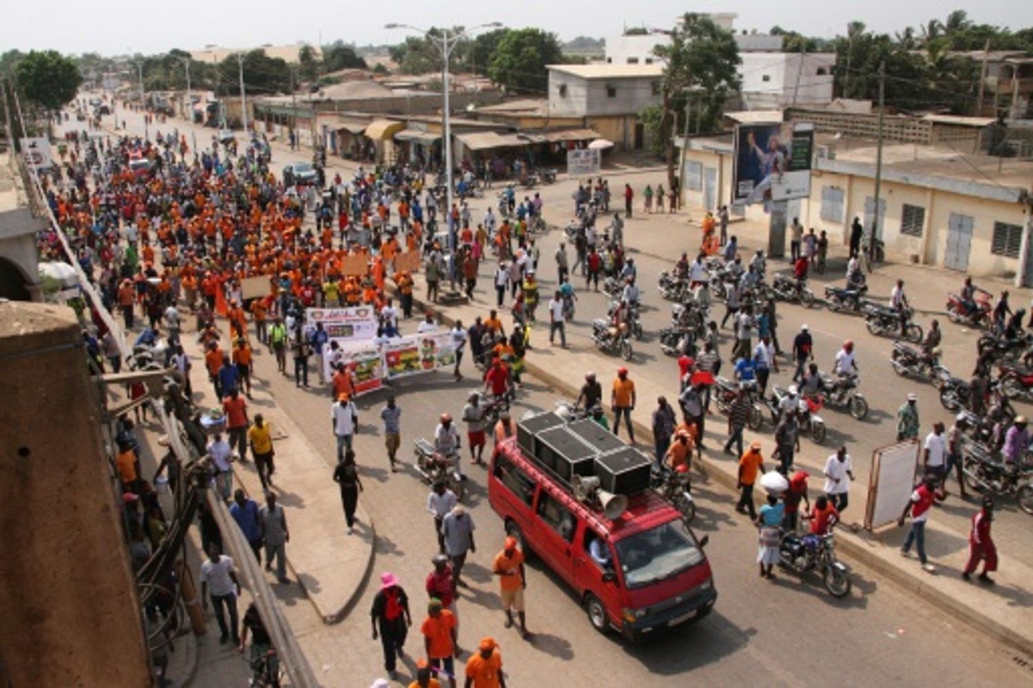 AFRICA RADIO