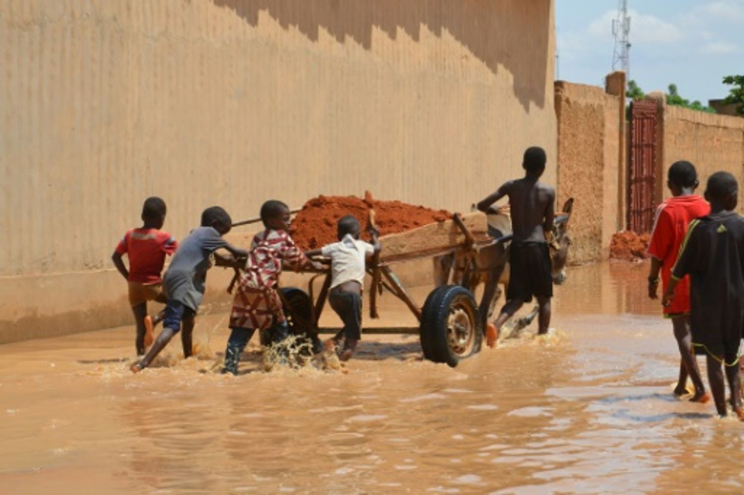 AFRICA RADIO