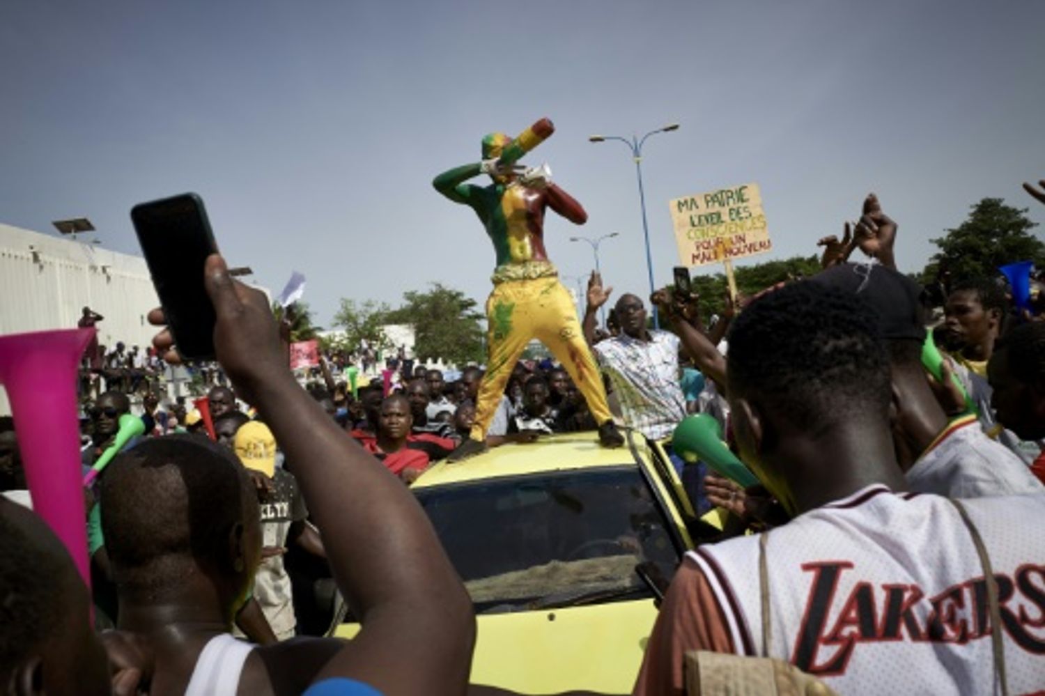 AFRICA RADIO