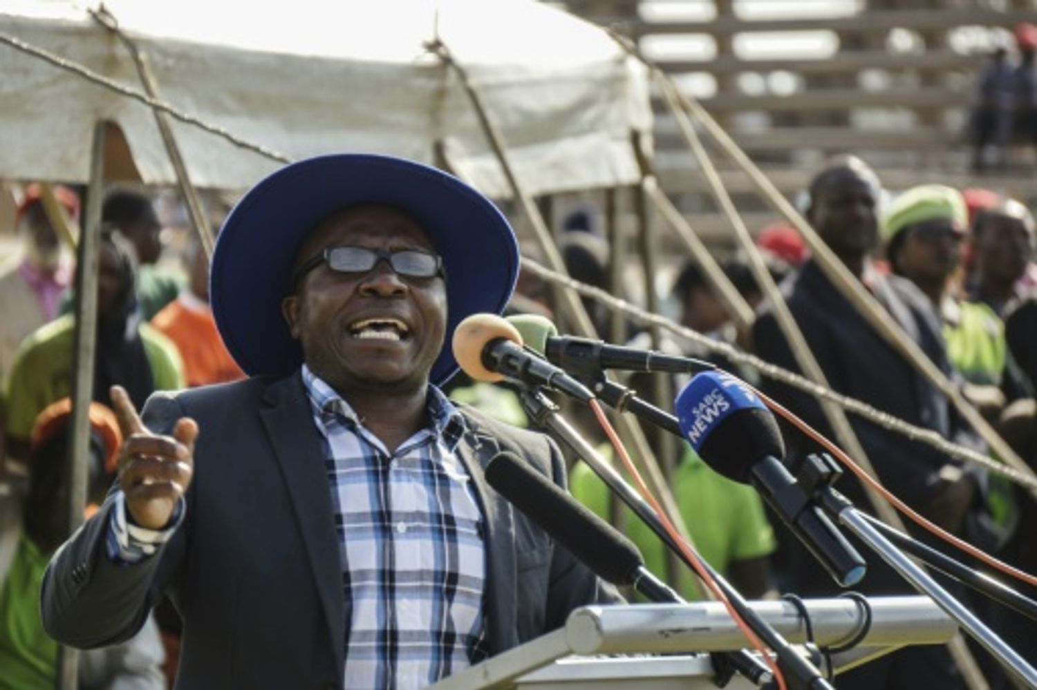 AFRICA RADIO
