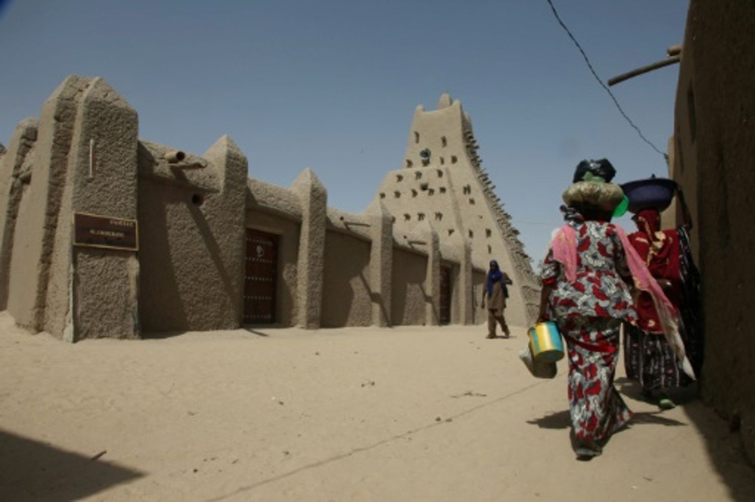 AFRICA RADIO