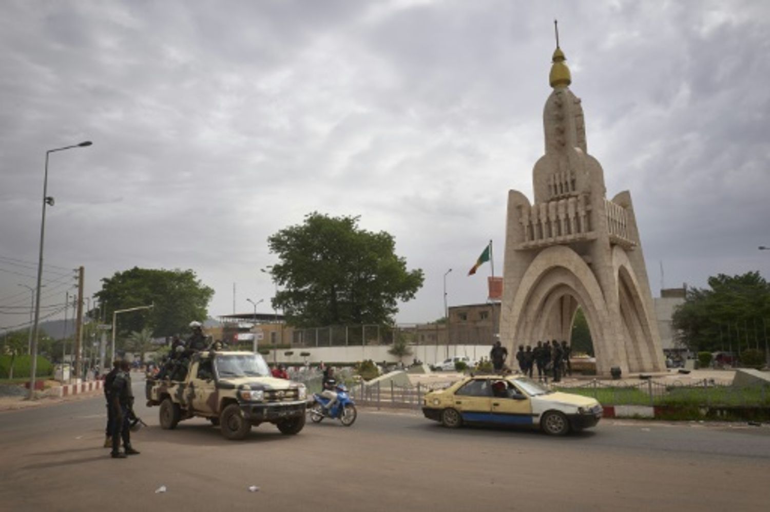 AFRICA RADIO