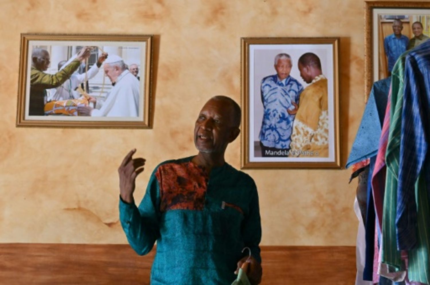 AFRICA RADIO