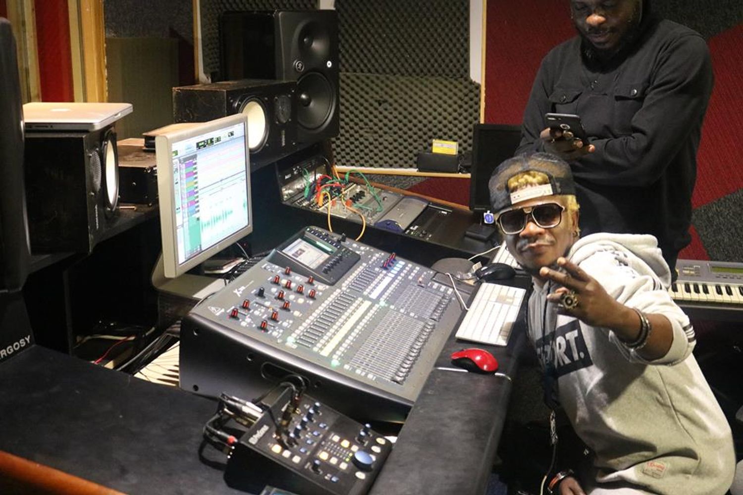 AFRICA RADIO