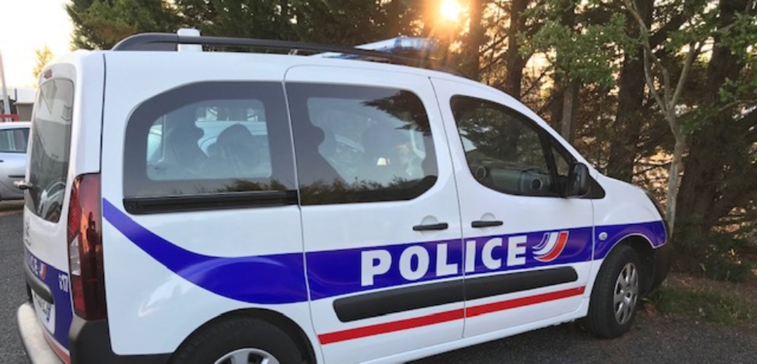 Véhicule de police (illustration)
