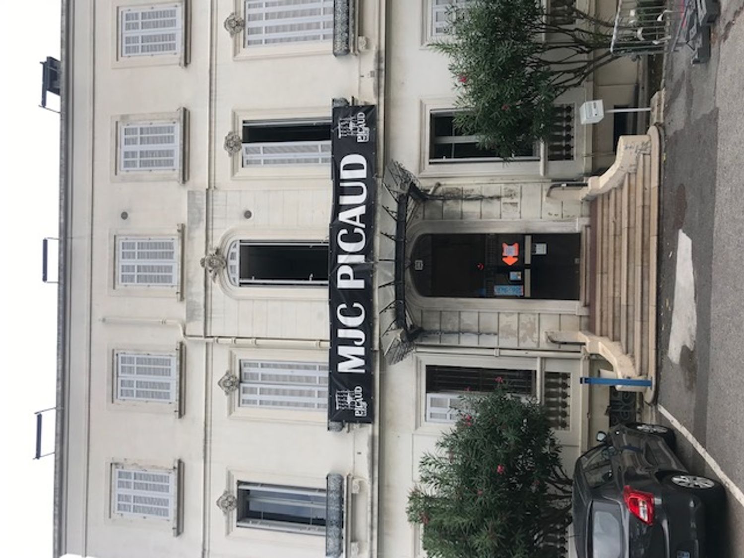 CANNES RADIO