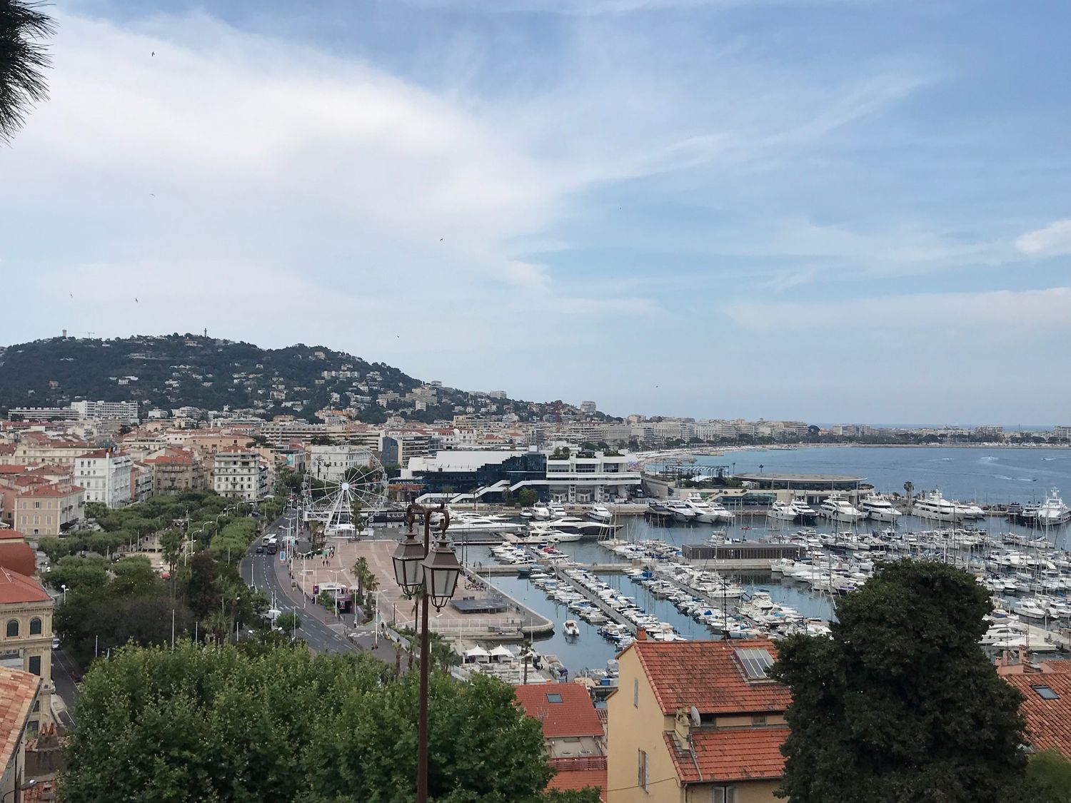CANNES RADIO