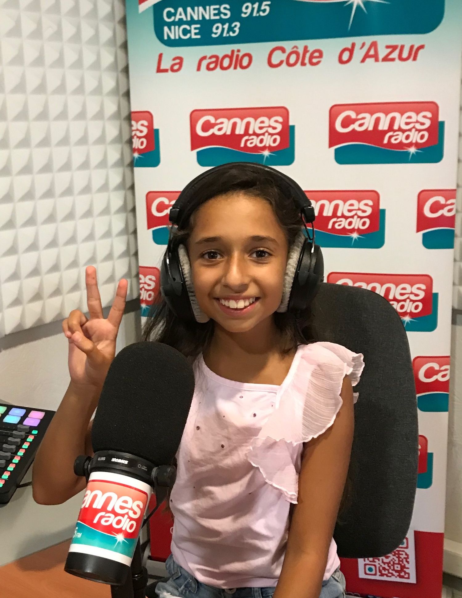 CANNES RADIO