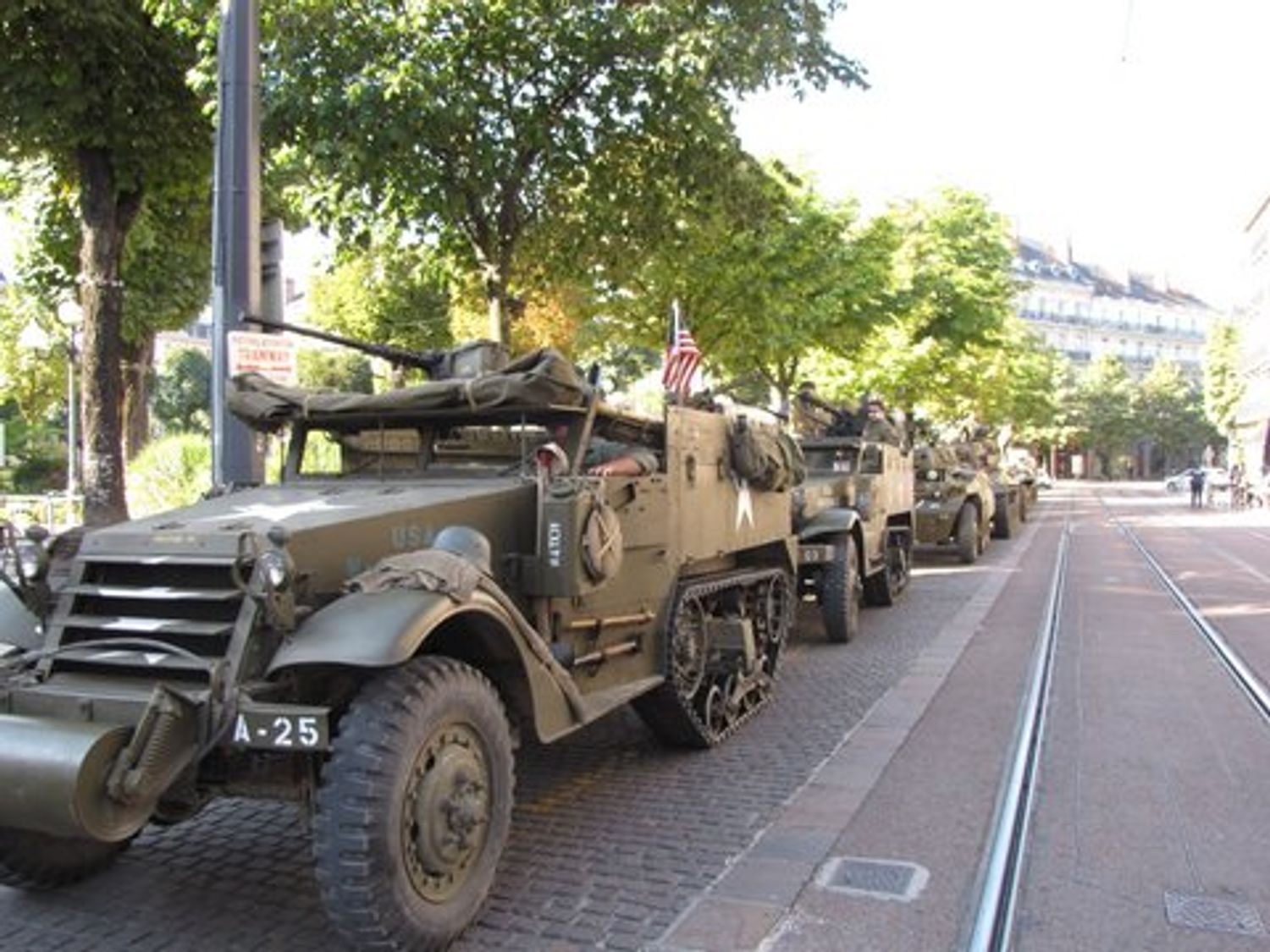 CANNES RADIO