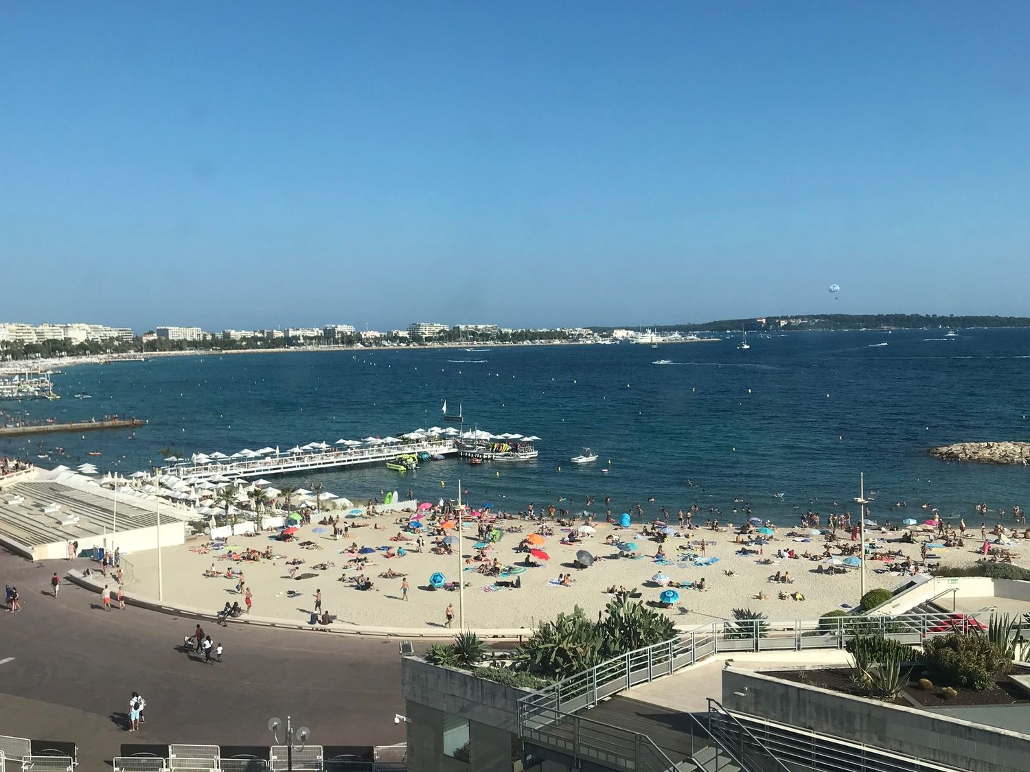 CANNES RADIO