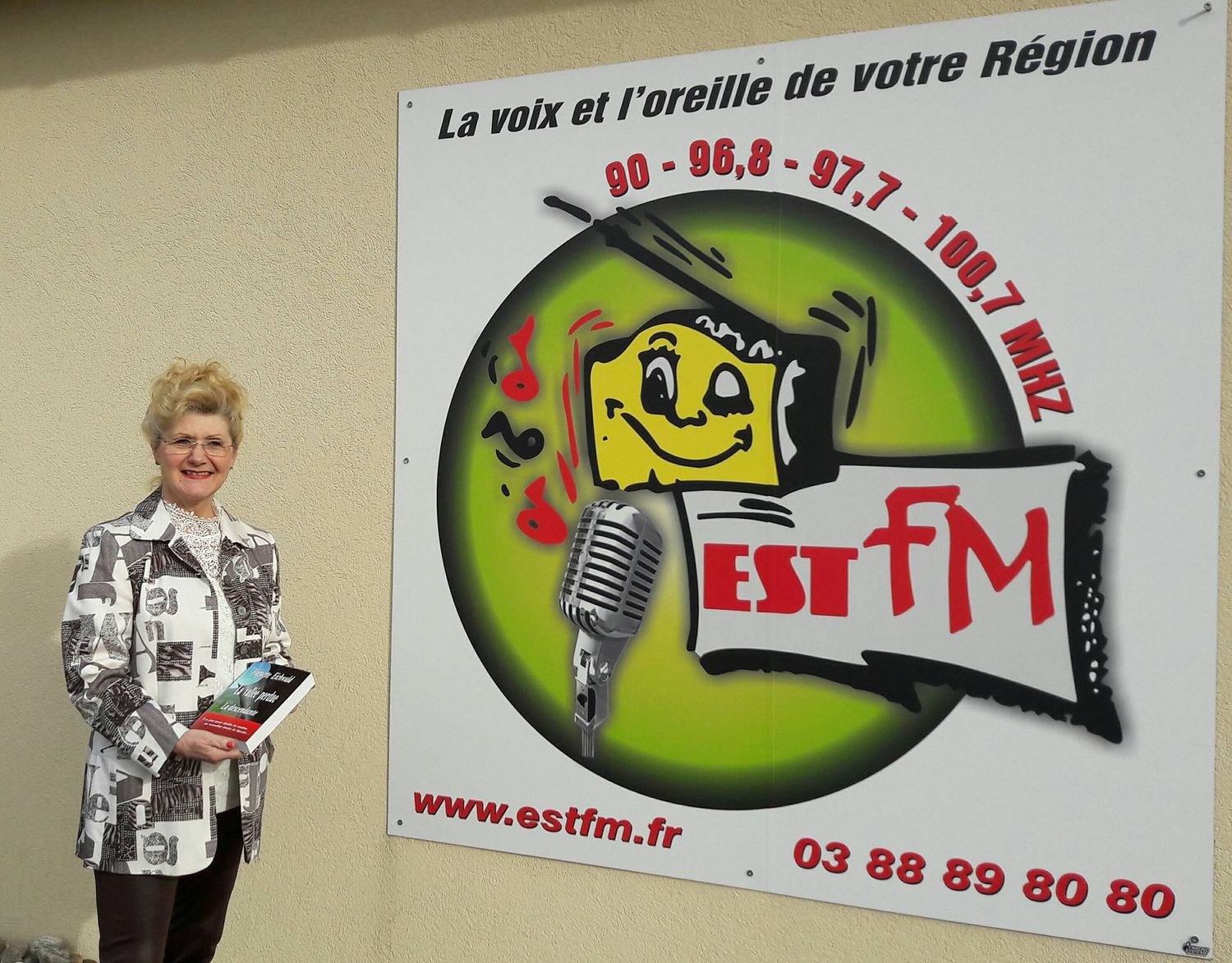 EST FM
