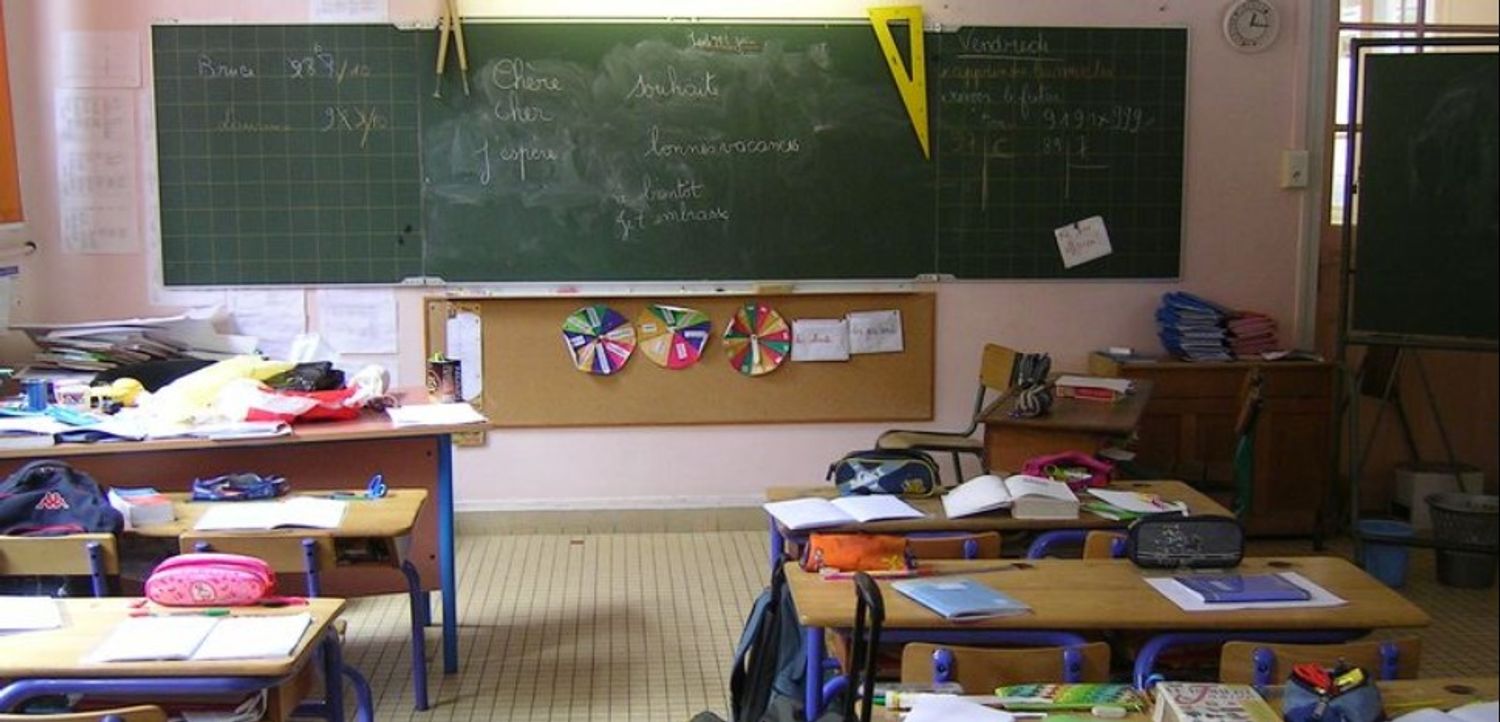 Une salle de classe.