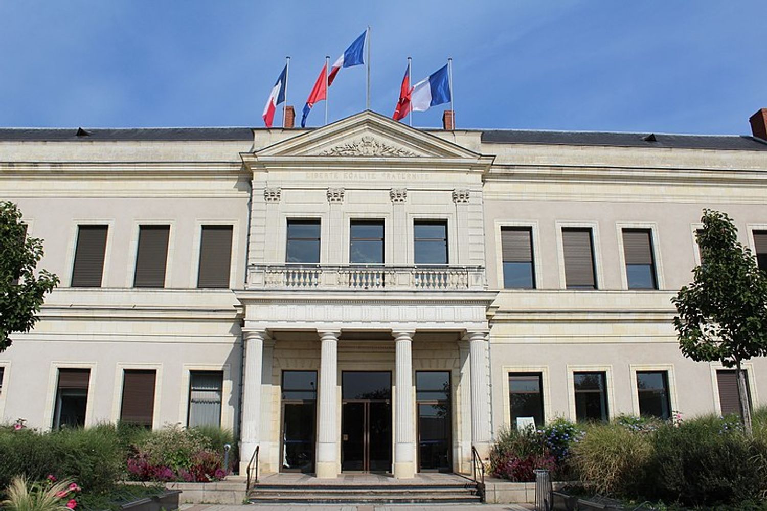 FORUM