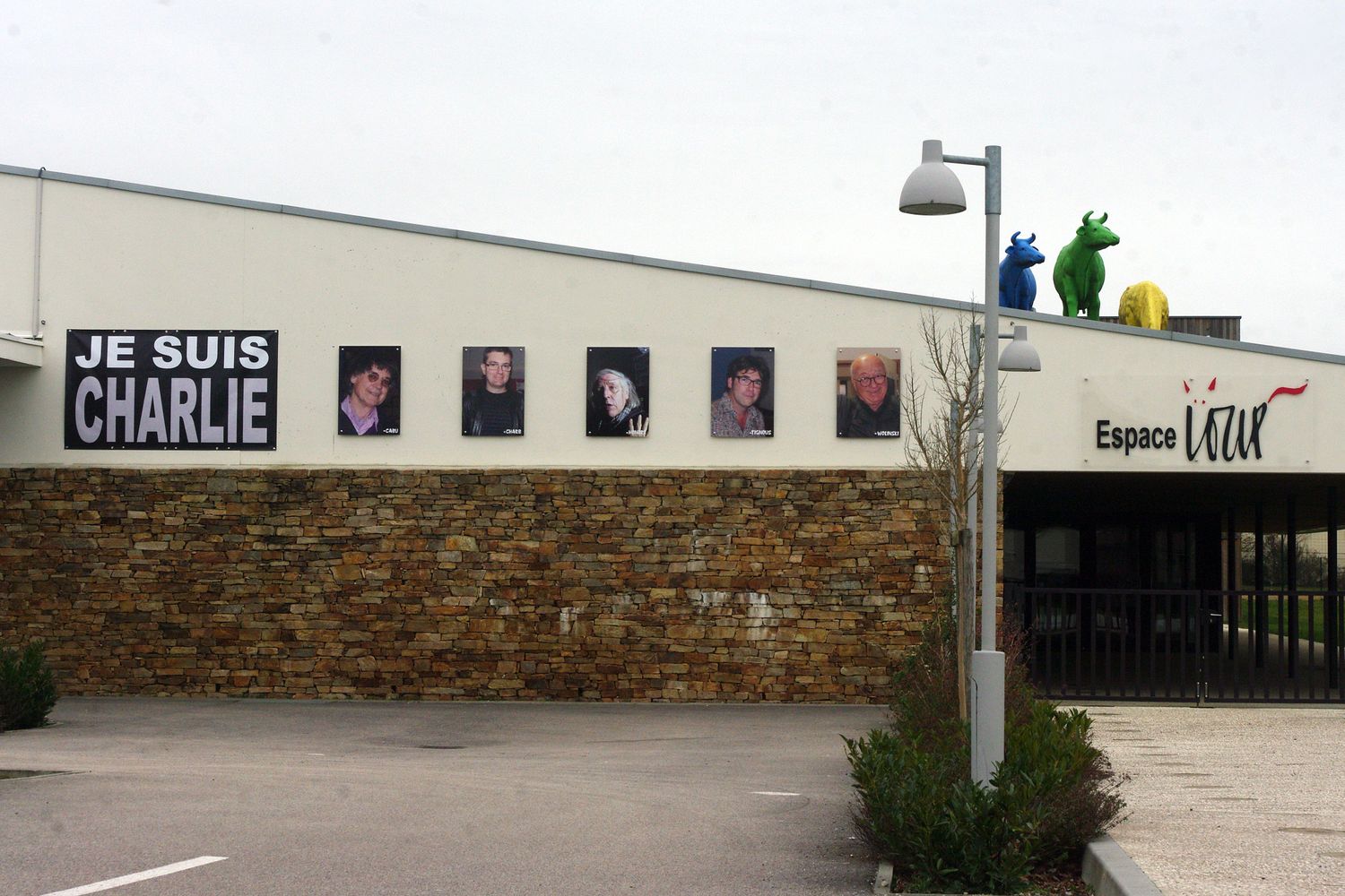 FORUM