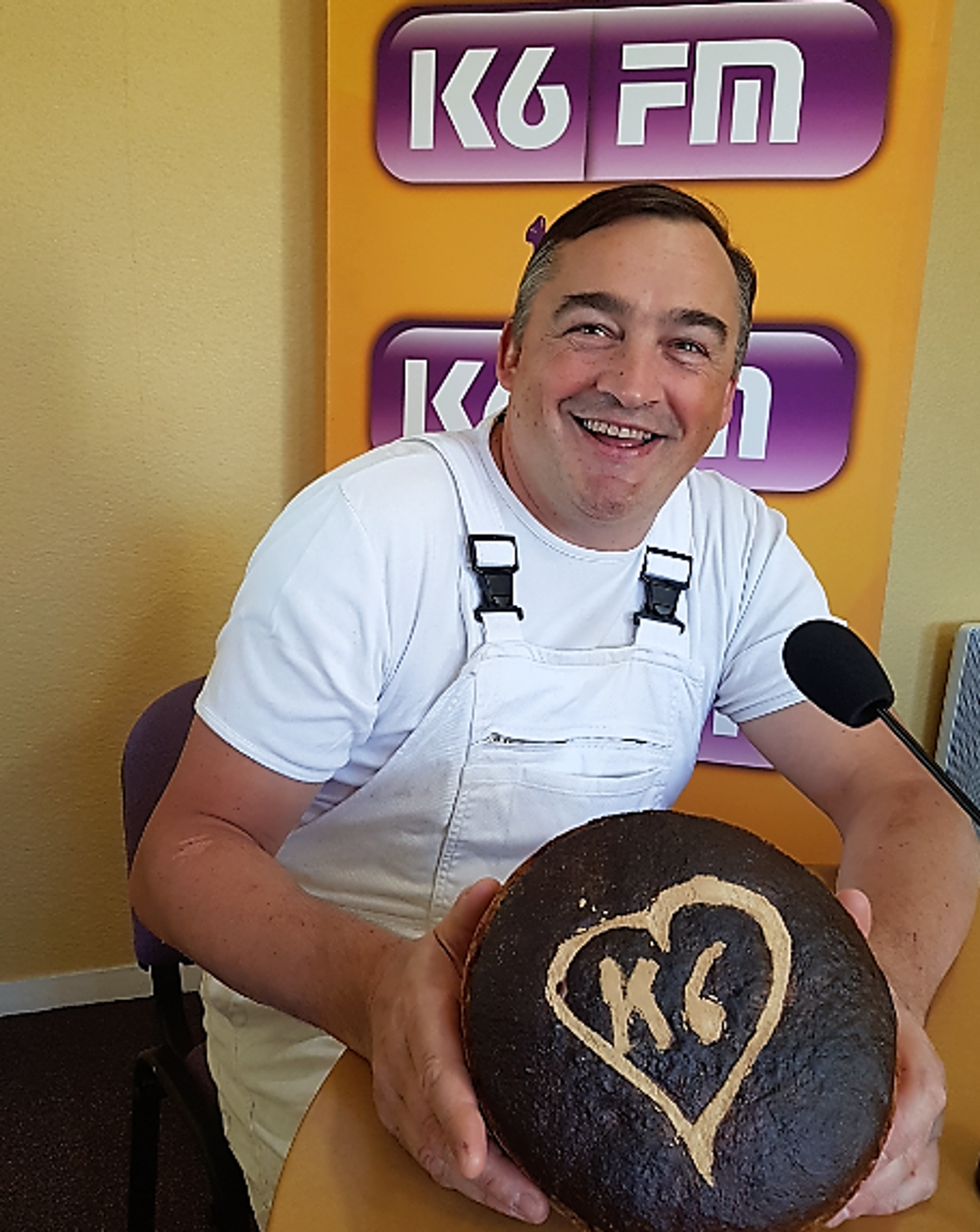 K6 FM