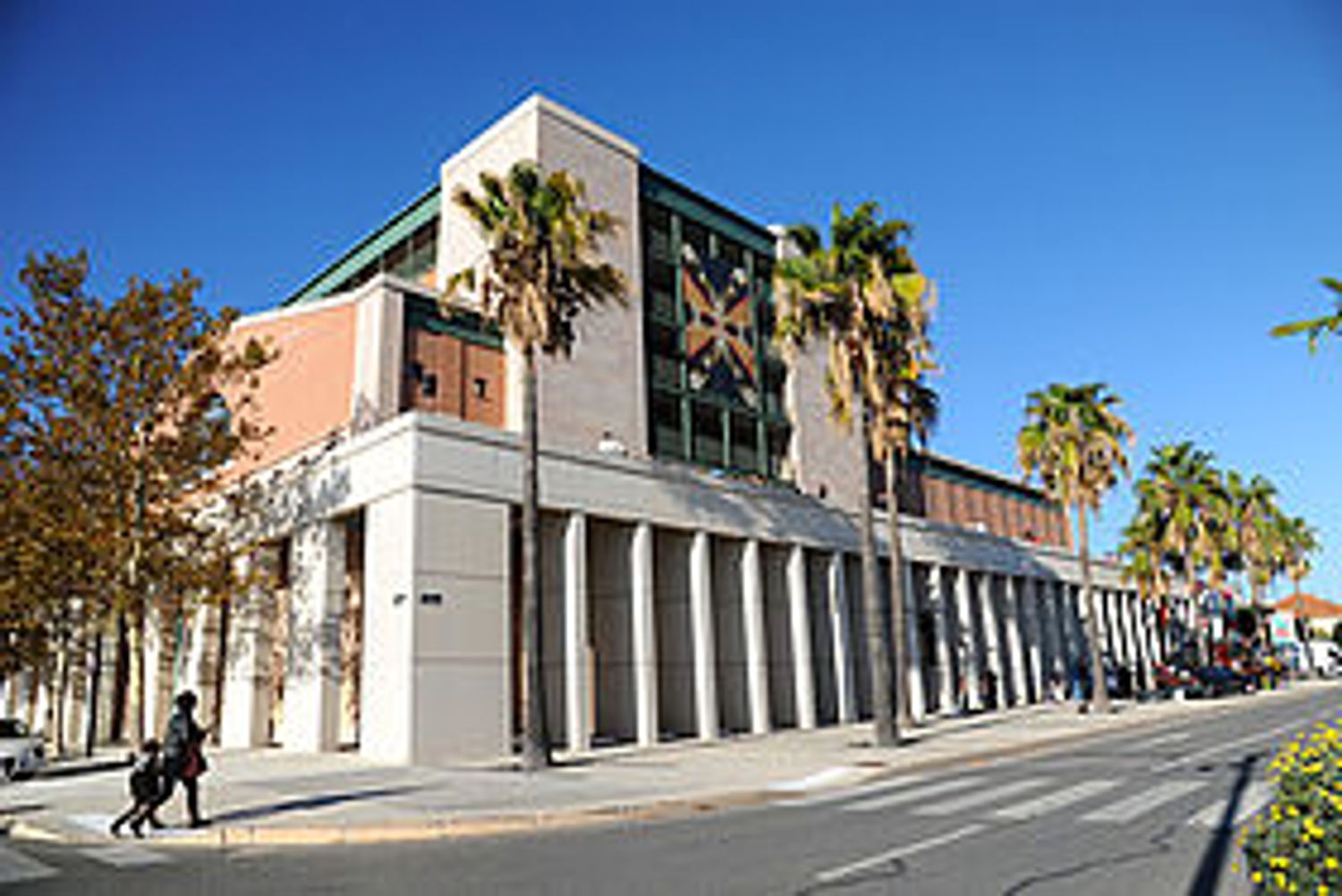 RADIO CAMARGUE