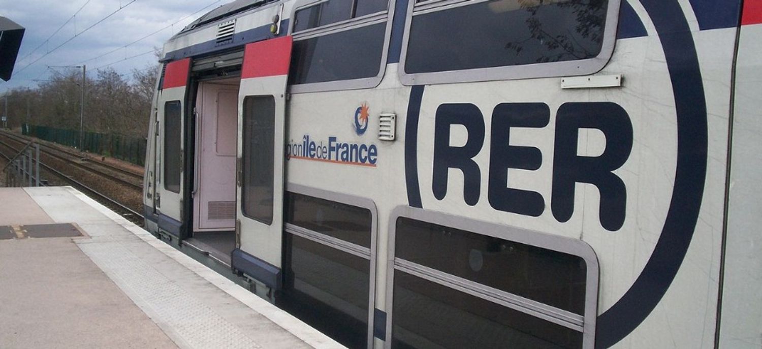 Panne électrique : le trafic totalement interrompu sur le RER A