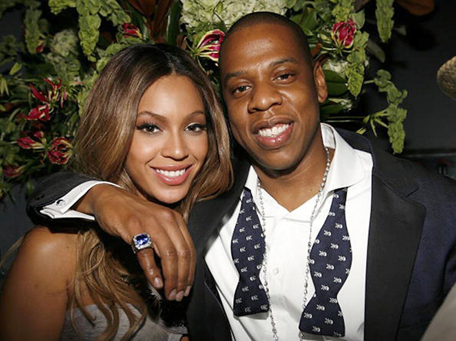 Beyonce Jay Z Lui Souhaite Un Joyeux Anniversaire Sur Scene Video