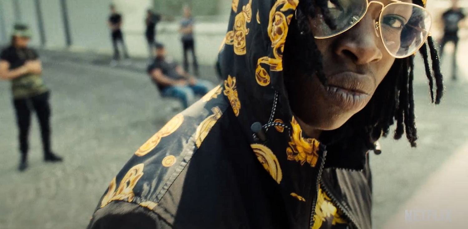 Caïd » : la nouvelle série française entre rap et guerre de gangs (vidéo)
