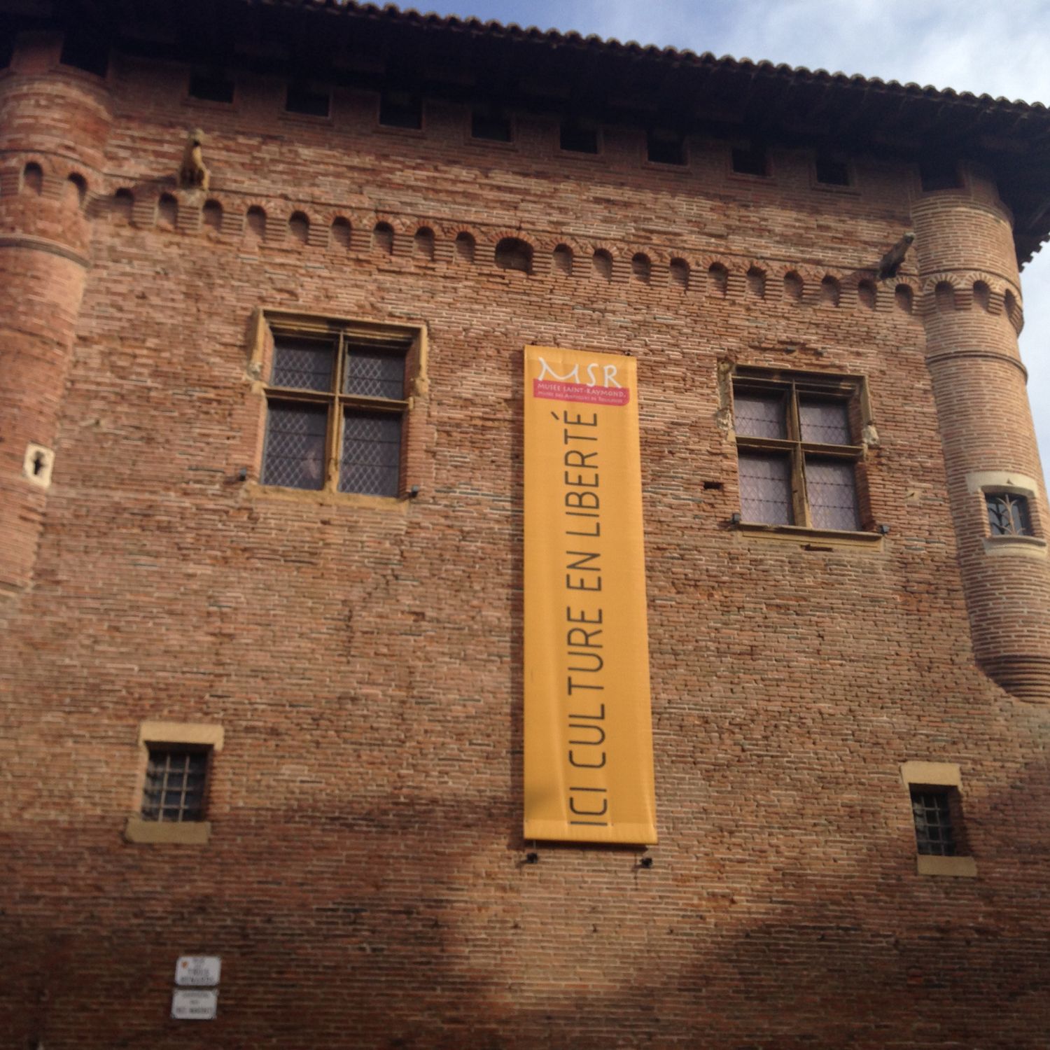 TOULOUSE FM