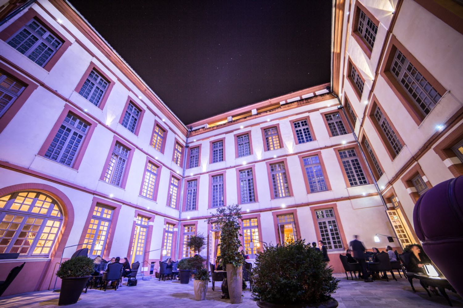 TOULOUSE FM
