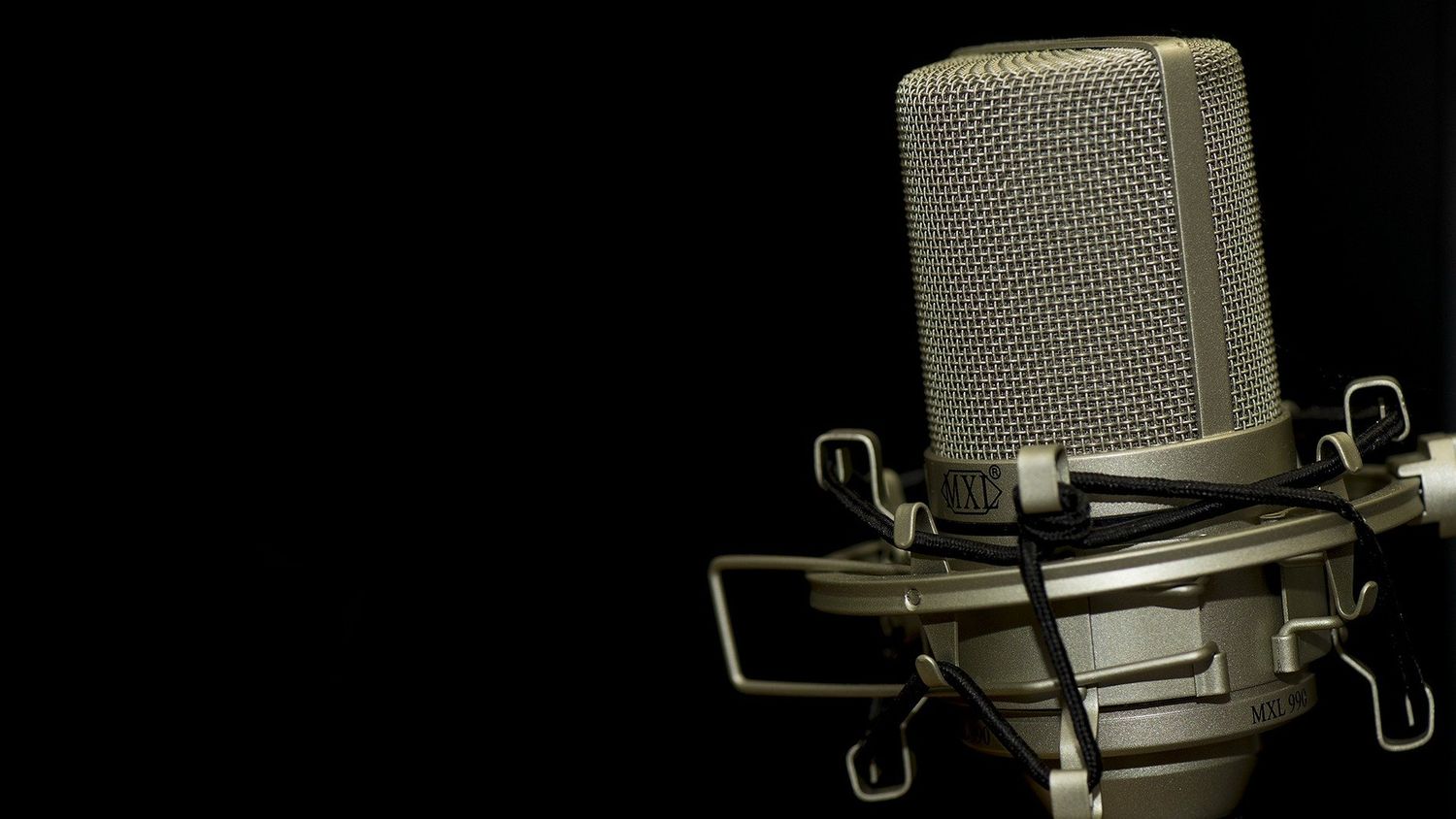 TROPIQUES FM
