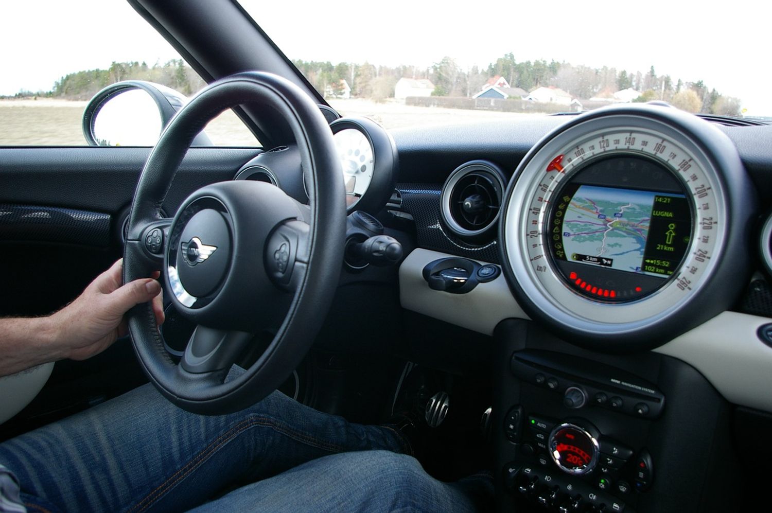 TROPIQUES FM