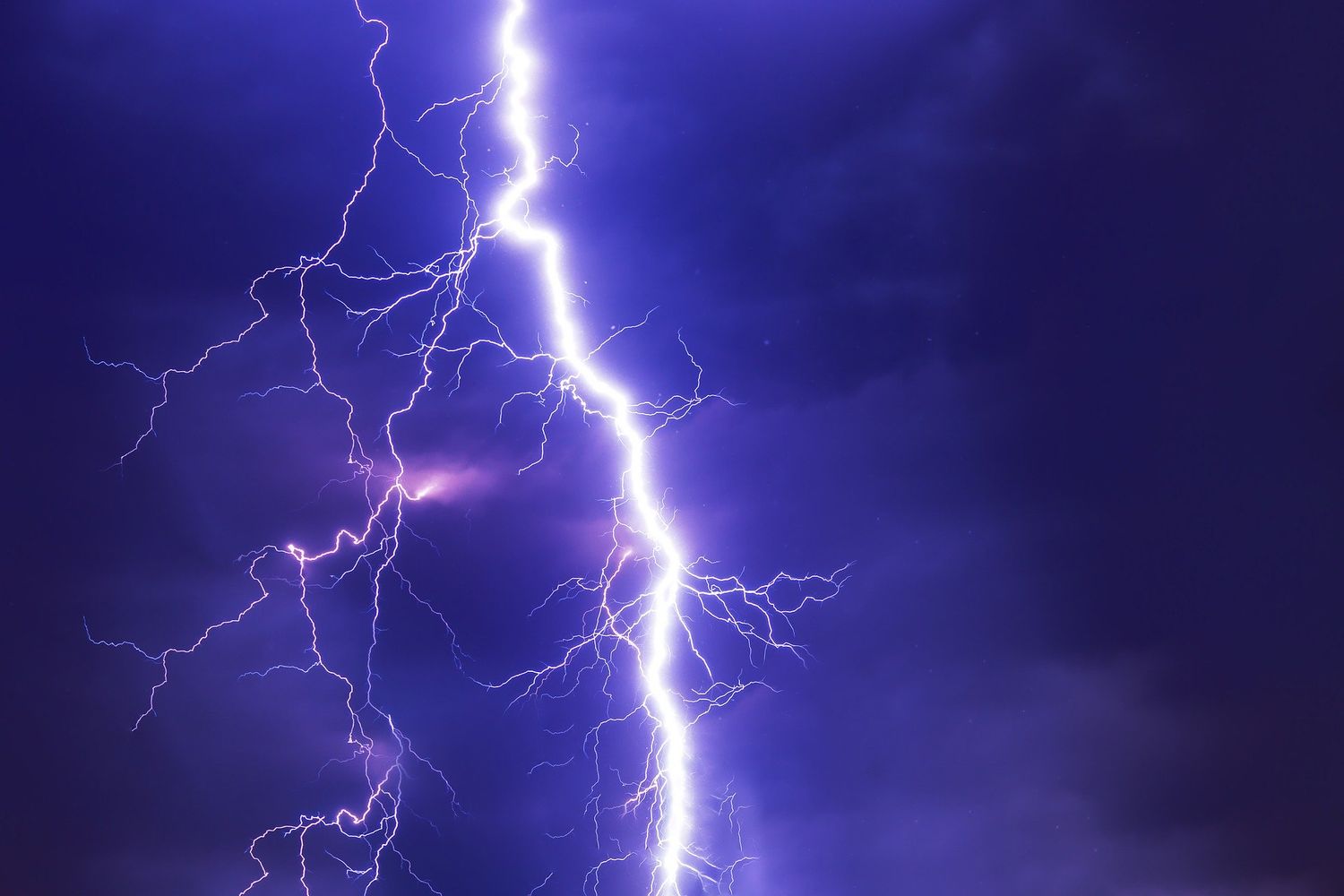 VOLTAGE