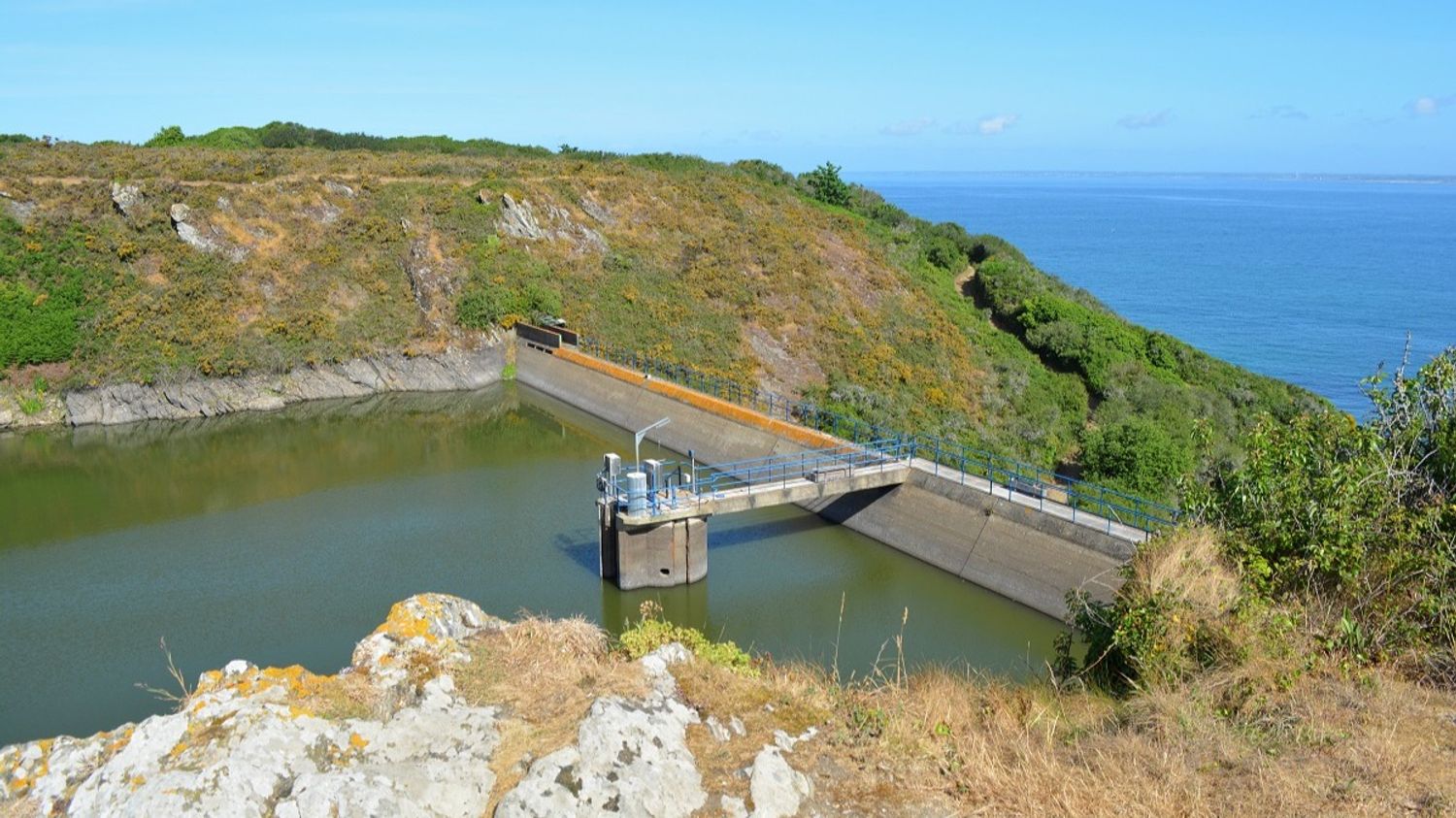 Alerte renforcée à la sécheresse sur l'île de Groix : réactions