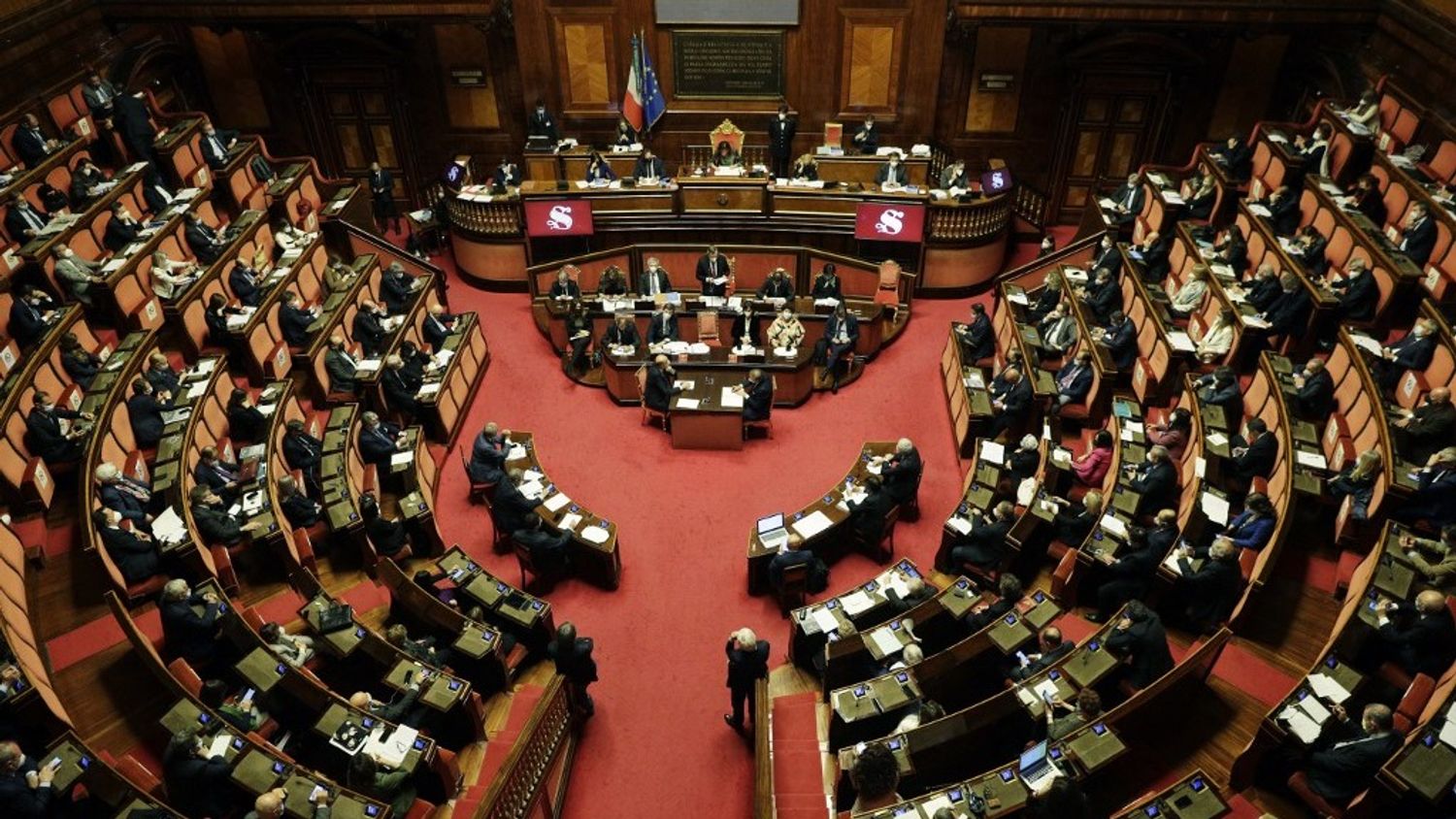 Italie : une séance du Sénat interrompue par une vidéo porno