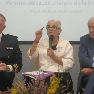 François Bayrou peut compter sur le soutien de sa ministre chargée...